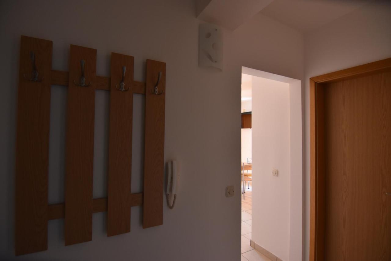 Apartman Luce Шибеник Экстерьер фото